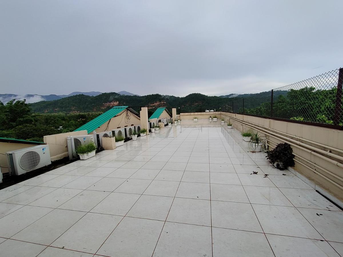 La Savanna By Dl Hotels & Resorts 兰纳加 外观 照片